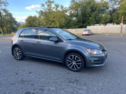 2016 Volkswagen Golf TSI SE