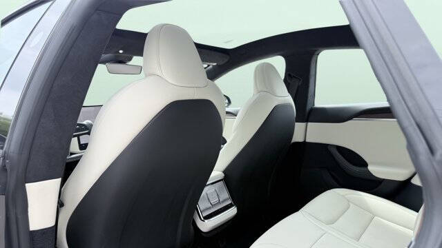 2023 Tesla Model S Standard Range