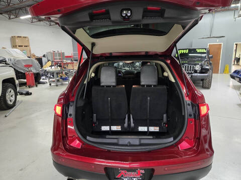 2014 Lincoln MKT