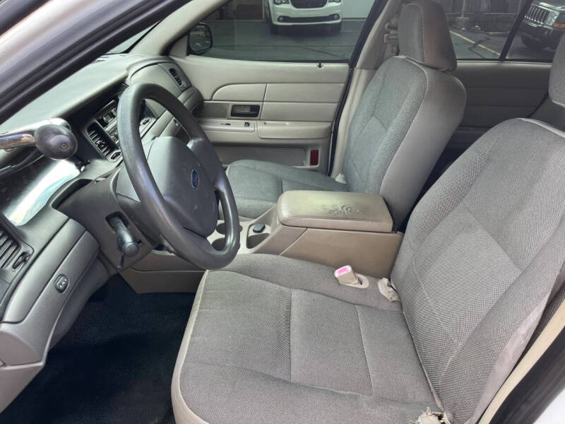 2009 Ford Crown Victoria