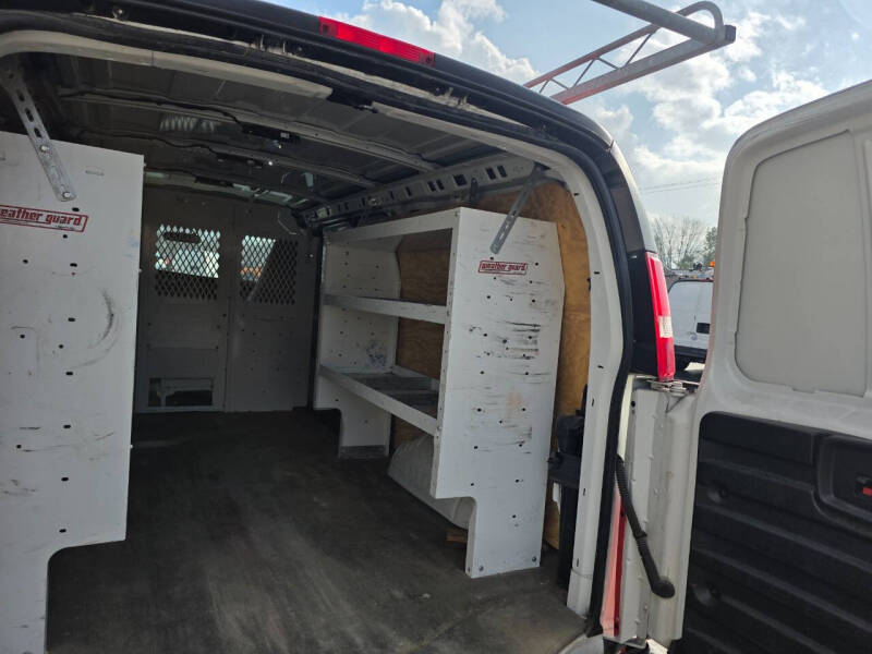 2017 GMC Savana 3500