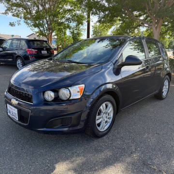 2016 Chevrolet Sonic LT Auto