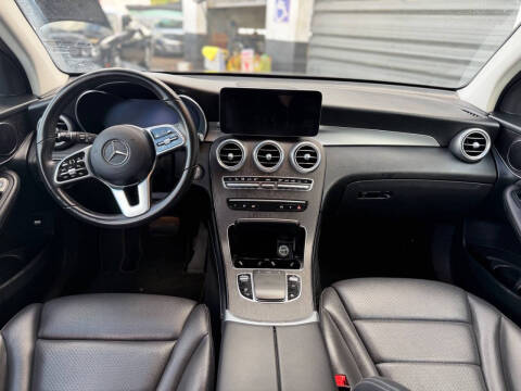 2020 Mercedes-Benz GLC GLC 300