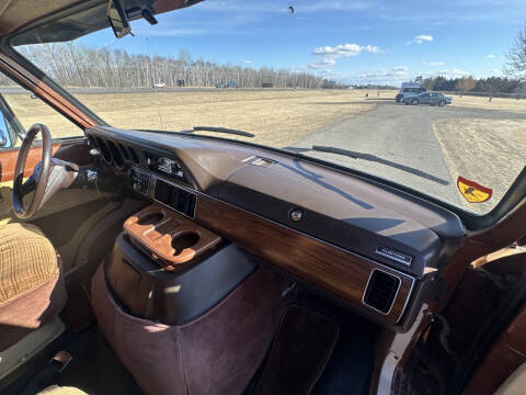 1984 Dodge Ram Van B250