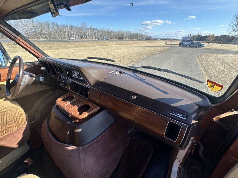 1984 Dodge Ram Van B250