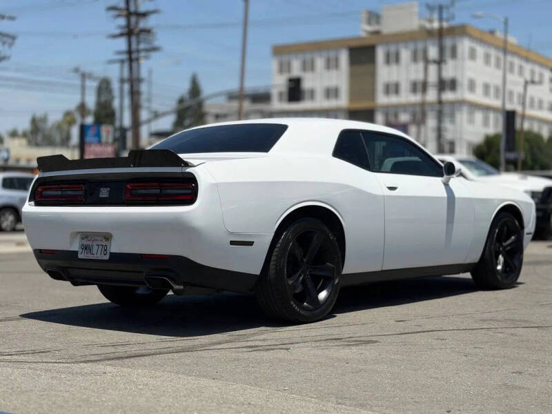 2017 Dodge Challenger