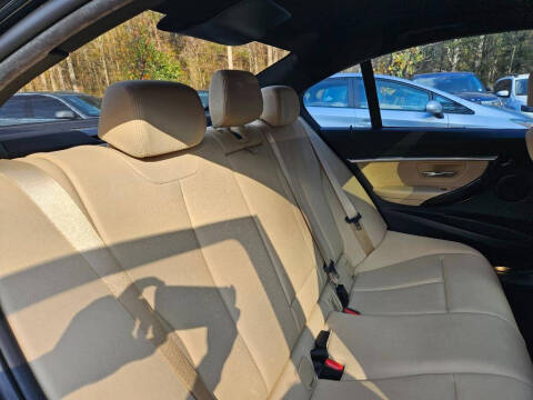 2018 BMW 3 Series 330i xDrive