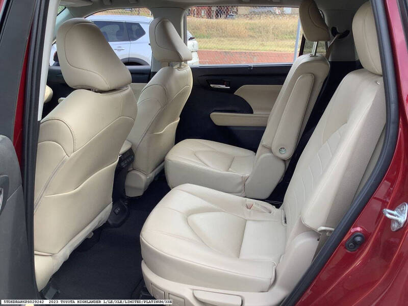 2023 Toyota Highlander XLE