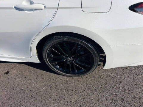 2022 Toyota Camry Hybrid XSE