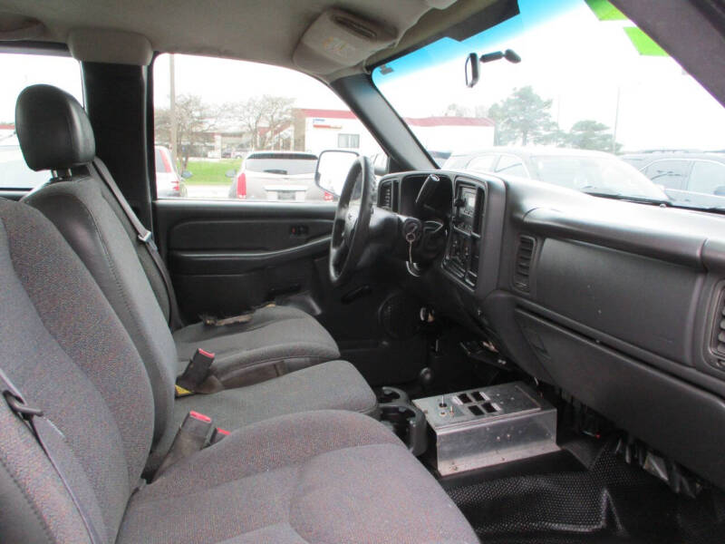 2005 GMC Sierra 2500HD