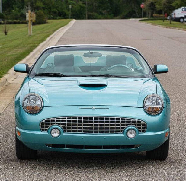 2002 Ford Thunderbird