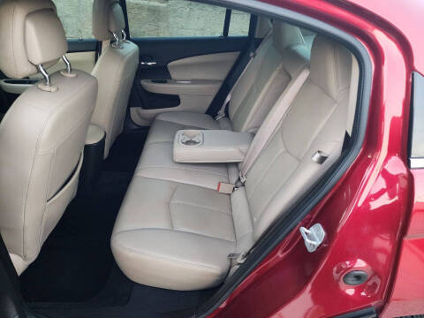 2011 Chrysler 200 Limited