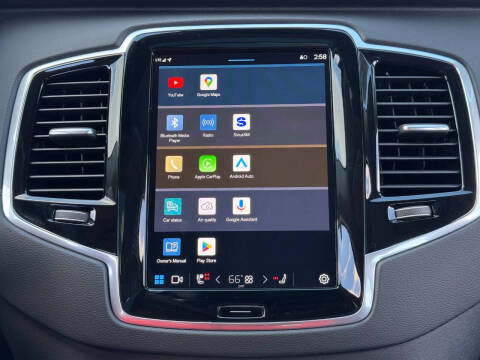 2024 Volvo XC90 Recharge T8 Ultimate Bright Theme 7P