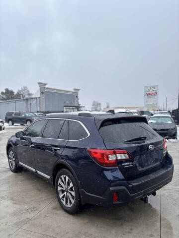 2018 Subaru Outback 2.5i Touring