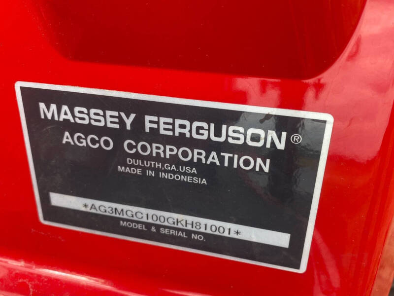 2018 Massey Ferguson GC1710