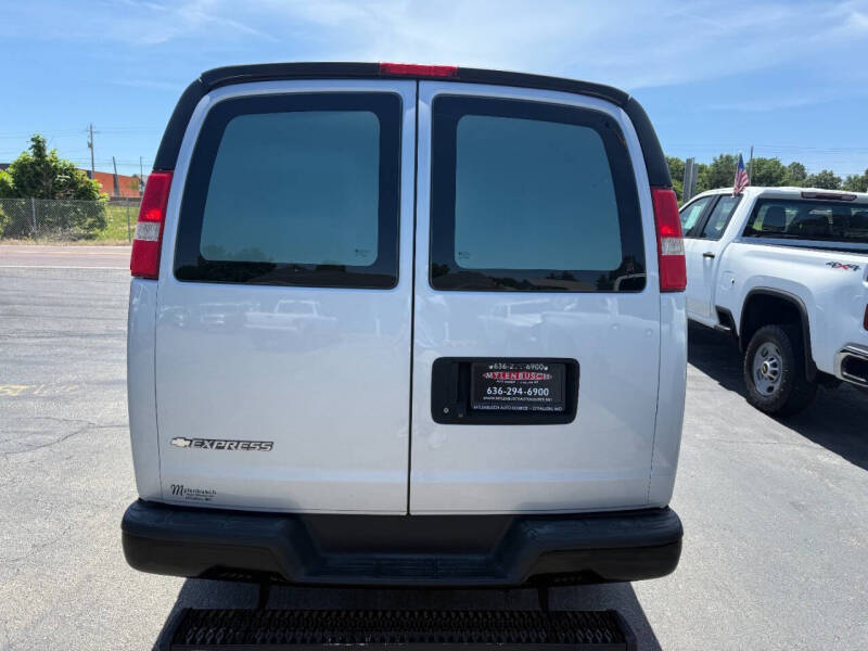 2019 Chevrolet Express 2500