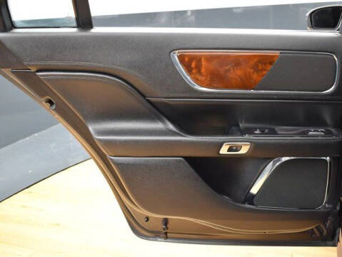 2017 Lincoln Continental Reserve