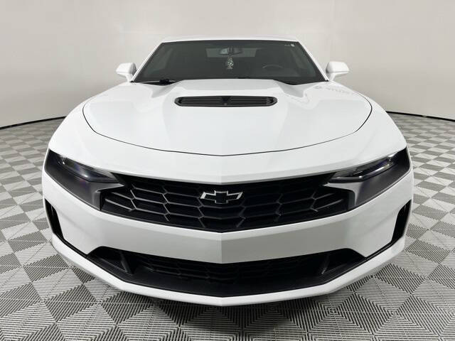 Used 2021 Chevrolet Camaro LT1 with VIN 1G1FE1R73M0132749 for sale in Peoria, AZ