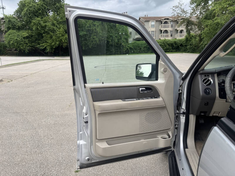 2012 Ford Expedition EL XLT