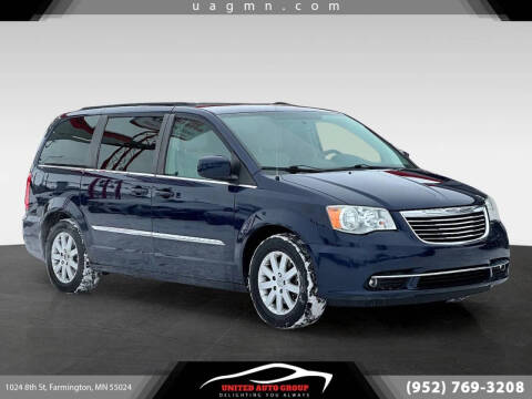 2012 Chrysler Town and Country Touring