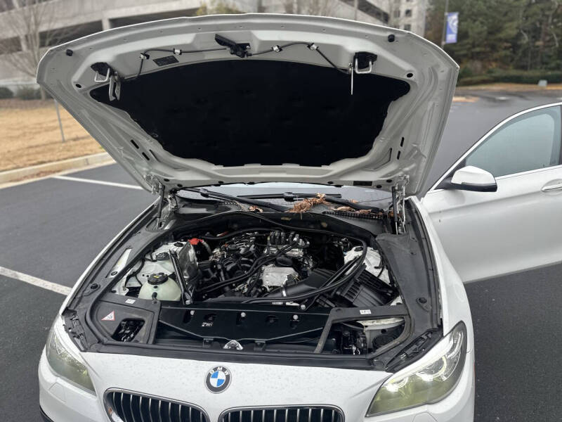 2016 BMW 5 Series 528i