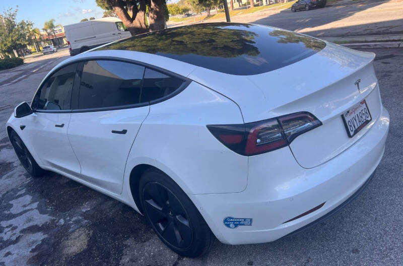 2021 Tesla Model 3 Standard Range Plus