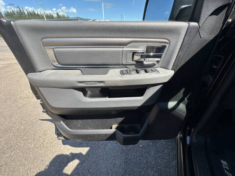 2013 RAM 1500 SLT