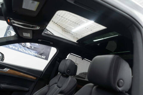 2024 Audi Q5 e quattro S line Prestg 55 TFSI