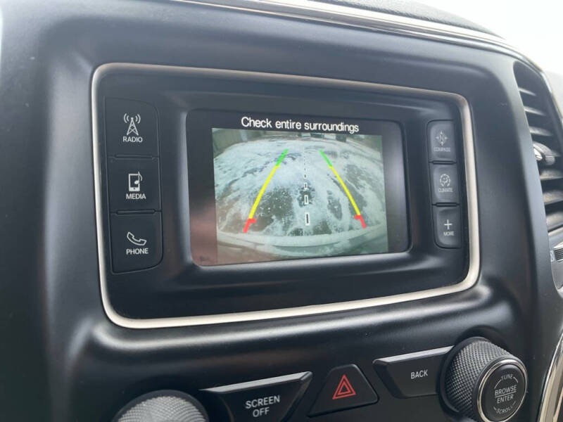 2017 Jeep Grand Cherokee Laredo