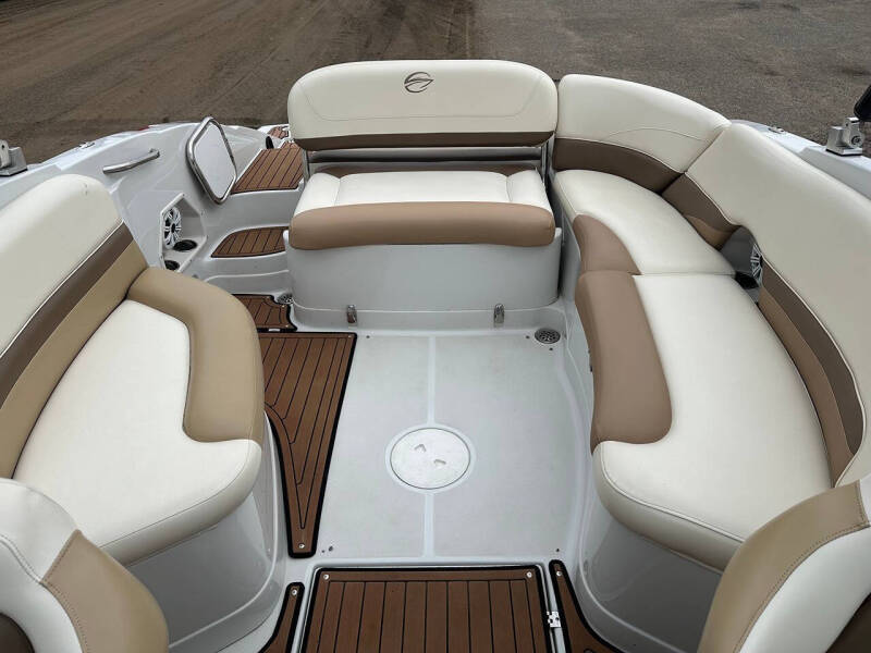 2013 Crownline E260 XS
