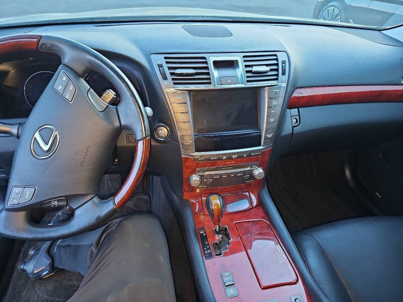 2010 Lexus LS 460