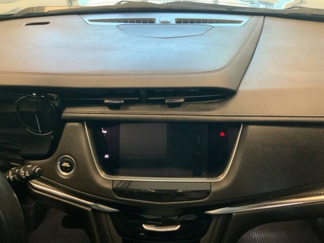 2024 Cadillac XT5 Sport