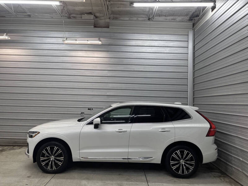2022 Volvo XC60 B5 Inscription