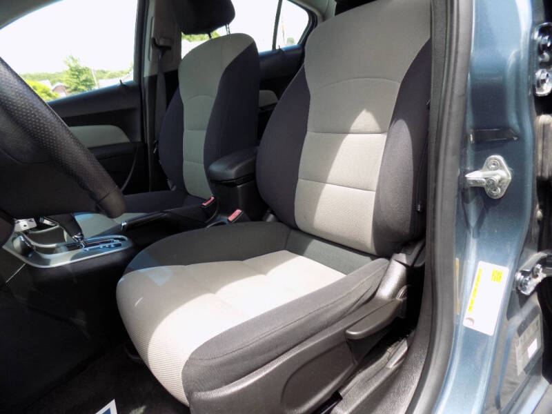 2012 Chevrolet Cruze LS