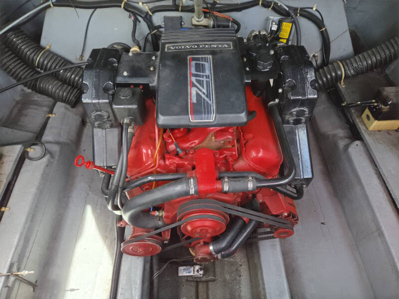 1992 Regal Ventura 8.3