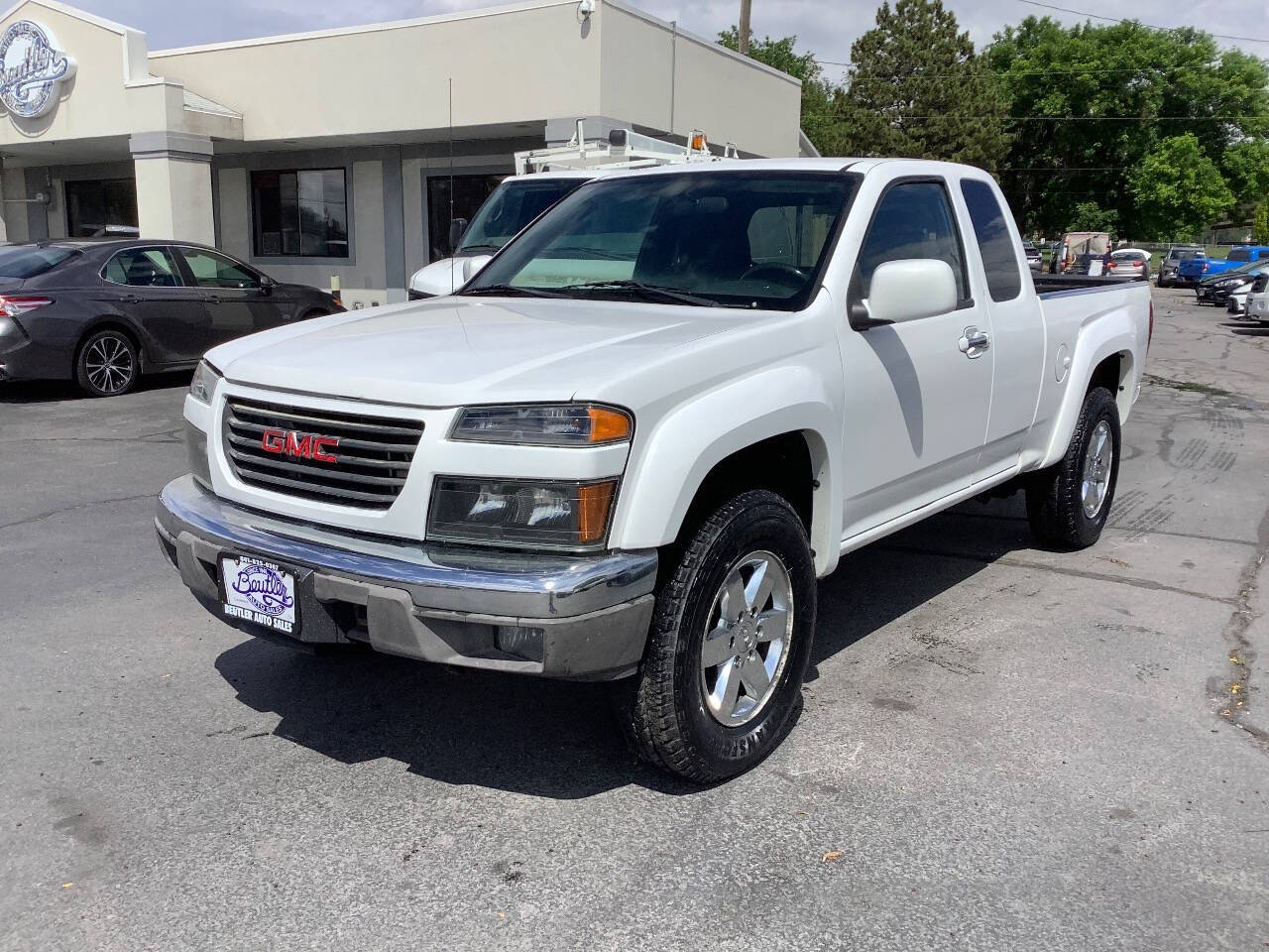 White 2011 GMC Canyon SLE-1 4x4 SLE-1 4dr Extended Cab 2