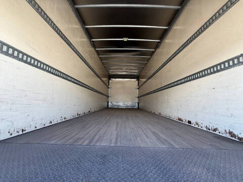 2019 Freightliner M2 106