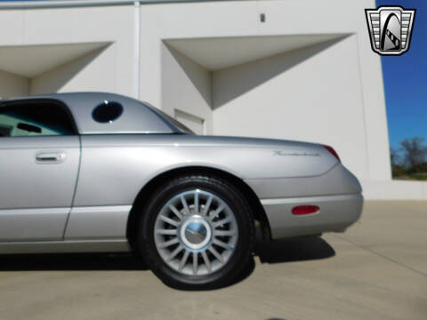 2004 Ford Thunderbird Deluxe