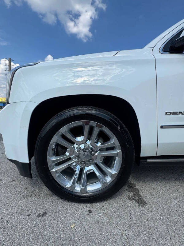 2017 GMC Yukon XL Denali