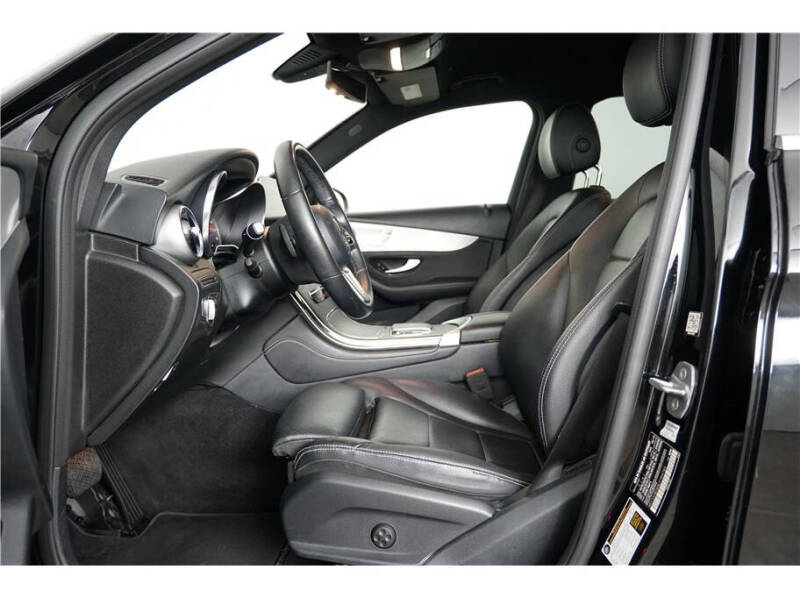 2020 Mercedes-Benz GLC GLC 300