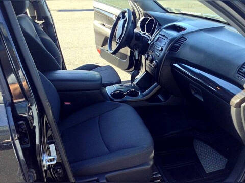 2012 Kia Sorento LX