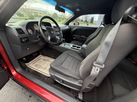 2009 Dodge Challenger SE