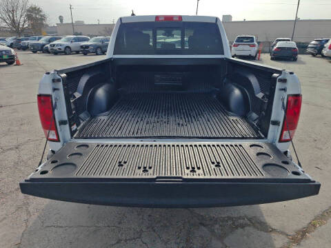 2023 RAM 1500 Classic SLT