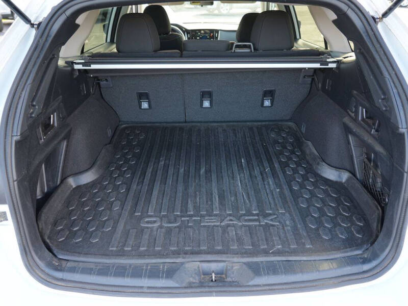 2023 Subaru Outback Premium