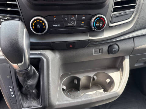 2024 Ford Transit 250