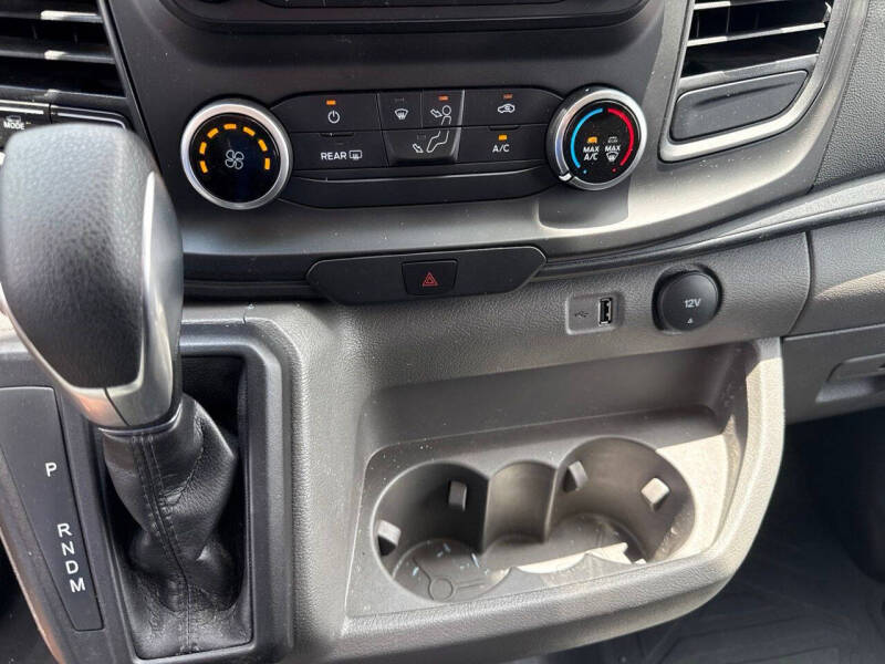 2024 Ford Transit 250