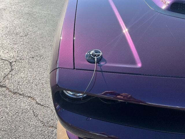 2020 Dodge Challenger 8