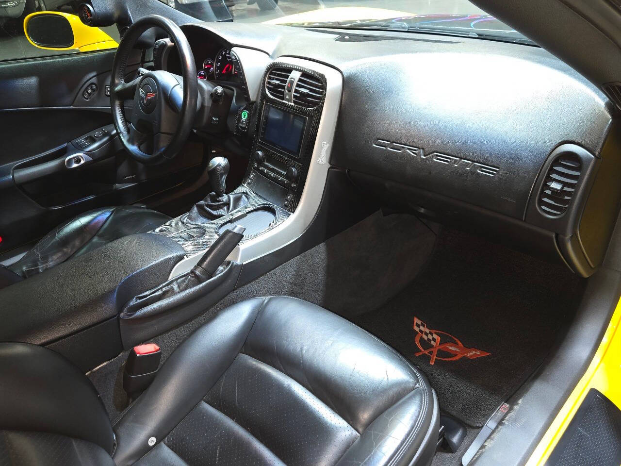 2005 Chevrolet Corvette 77