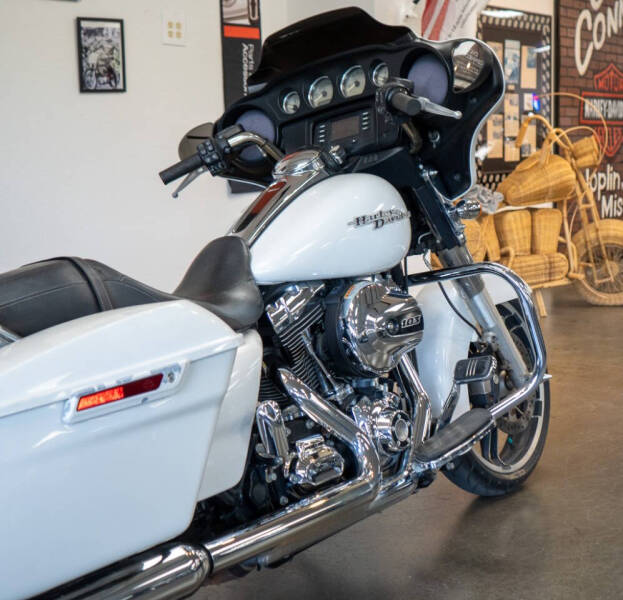 2016 Harley-Davidson Street Glide