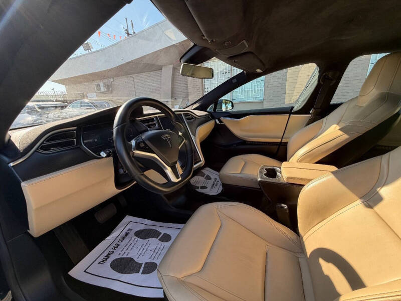 2016 Tesla Model S 70